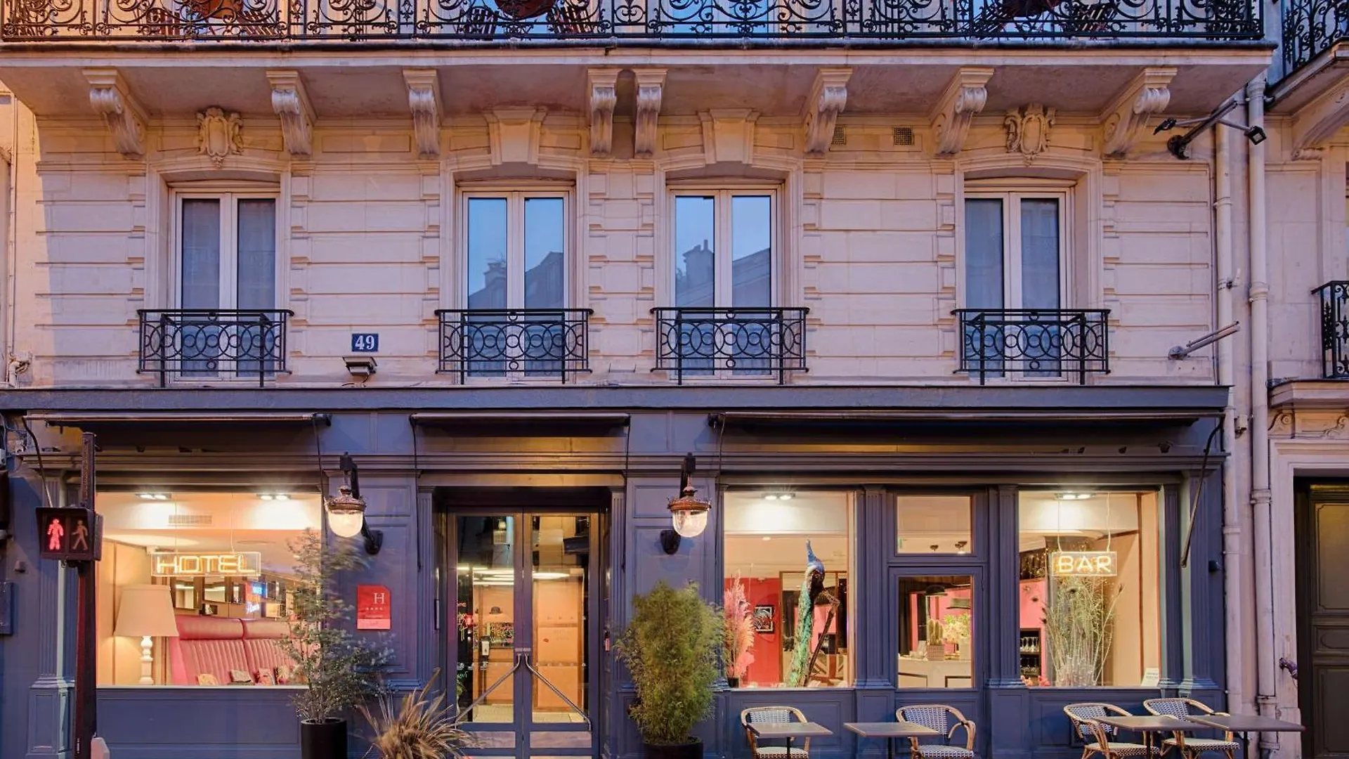 Opera Faubourg Hotel