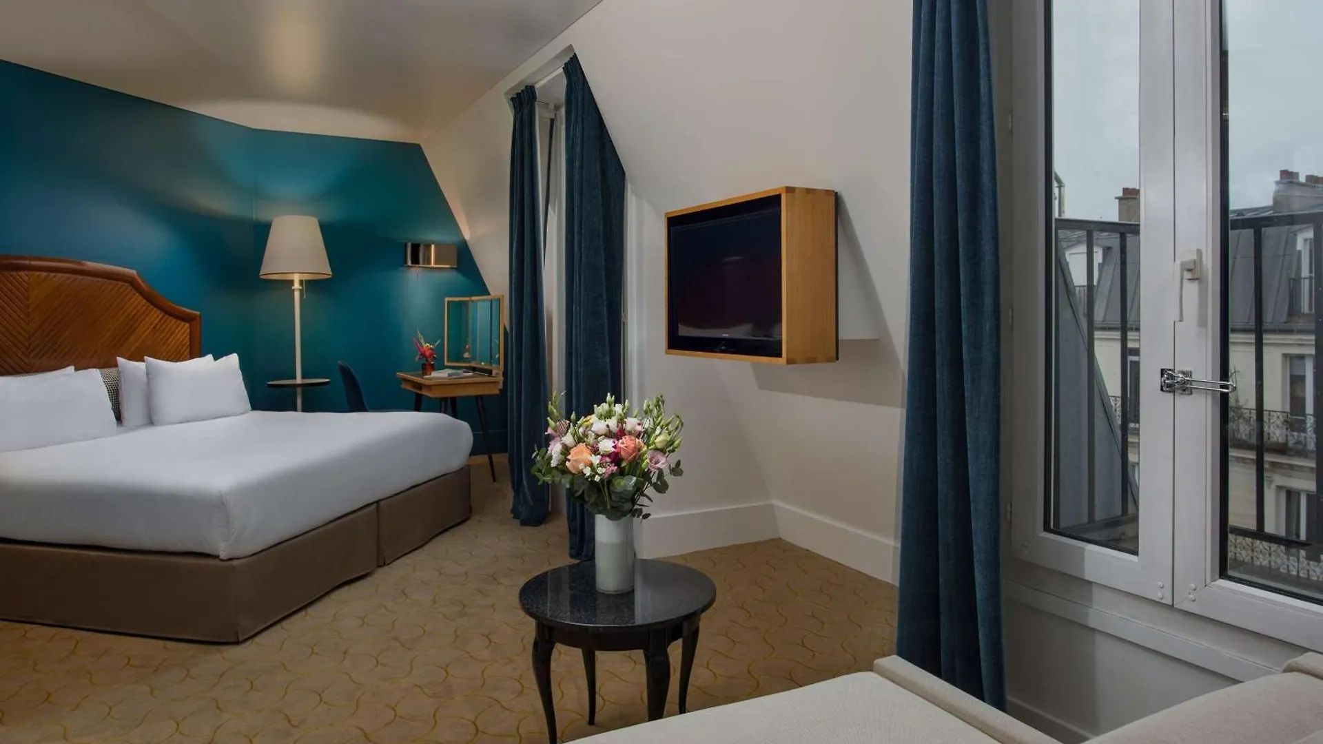 Opera Faubourg Hotel 4*